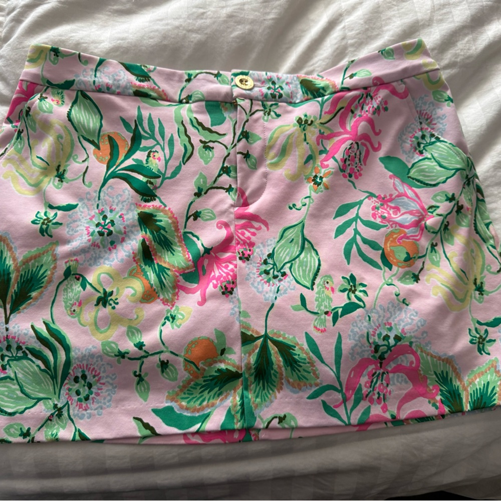 Lily Pulitzer pink floral skort